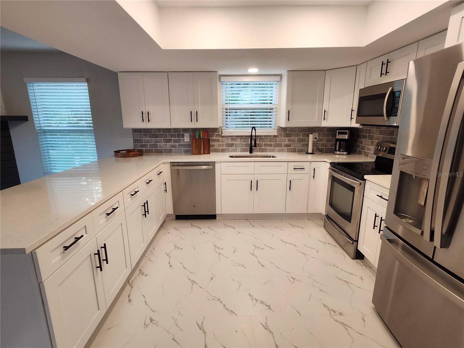 3071 HURON AVE, OLDSMAR, FL, 34677