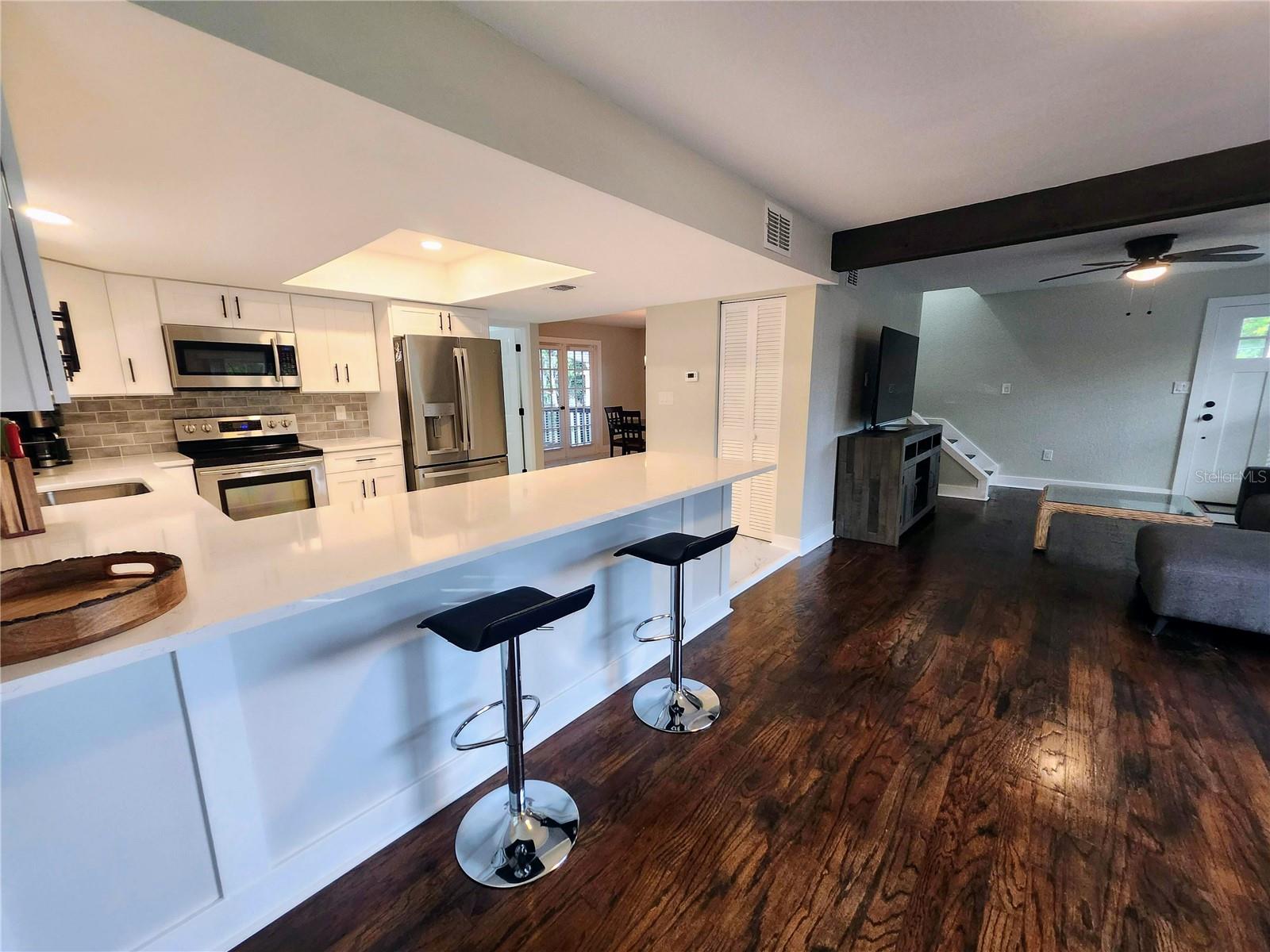 3071 HURON AVE, OLDSMAR, FL, 34677