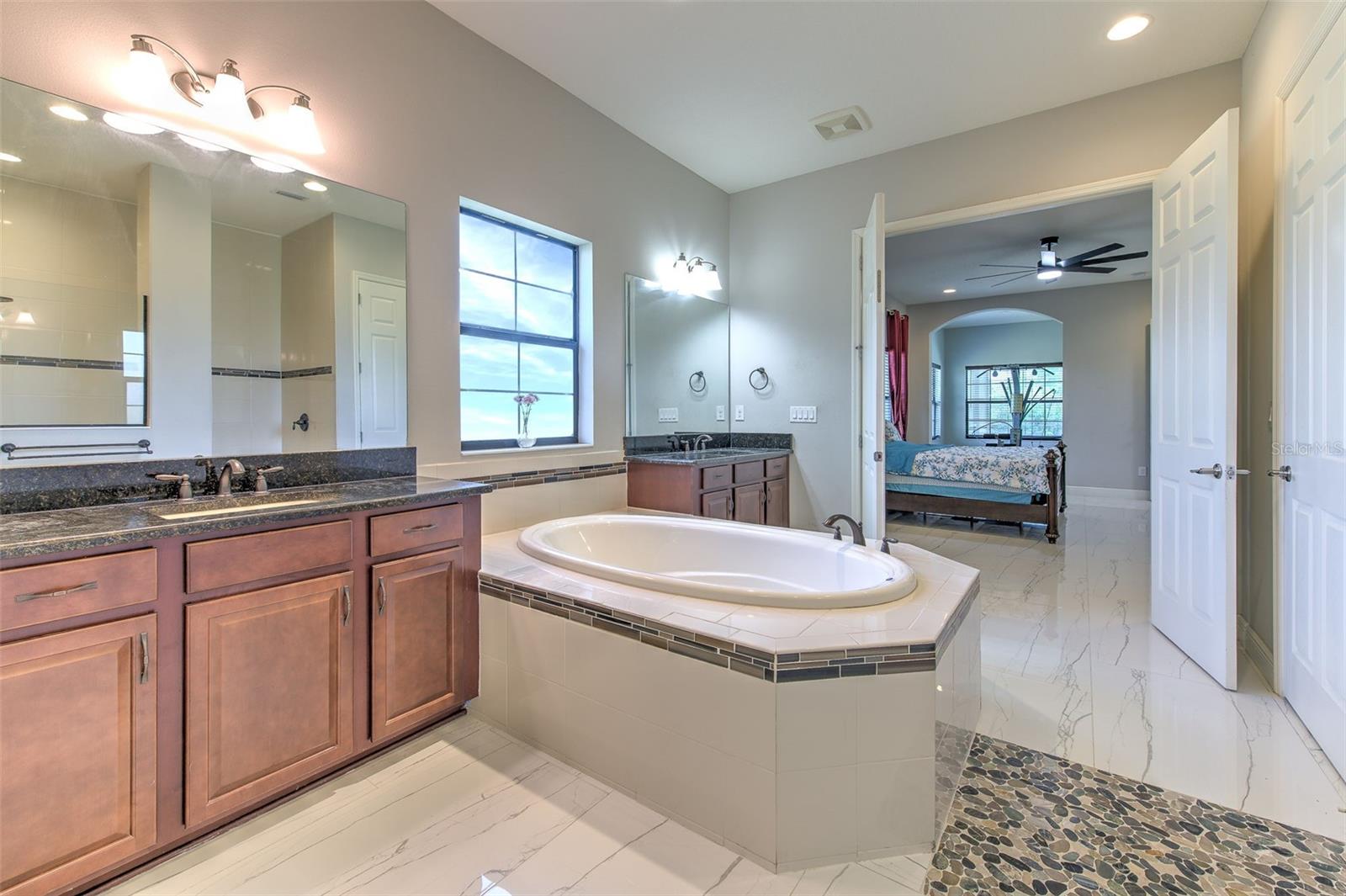 1014 SONESTA AVE, BRANDON, FL, 33511
