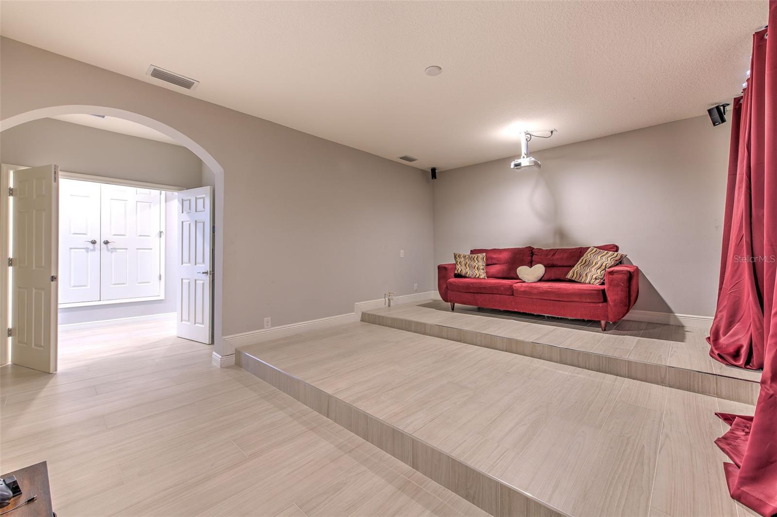 1014 SONESTA AVE, BRANDON, FL, 33511