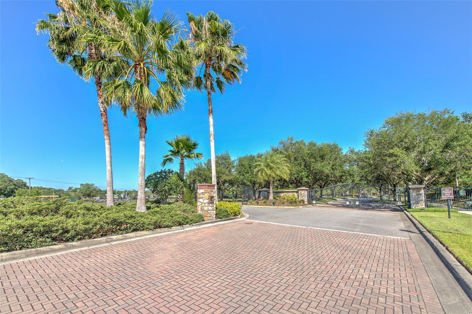 1014 SONESTA AVE, BRANDON, FL, 33511