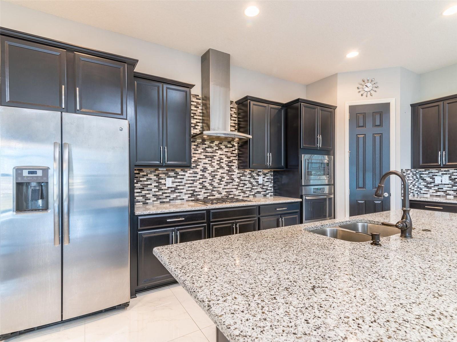 1014 SONESTA AVE, BRANDON, FL, 33511