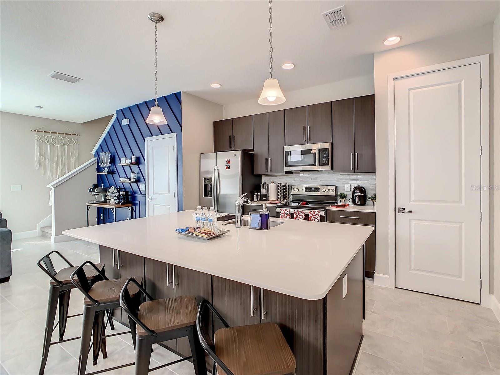 208 VILLA DOMANI CIR, DAVENPORT, FL, 33896