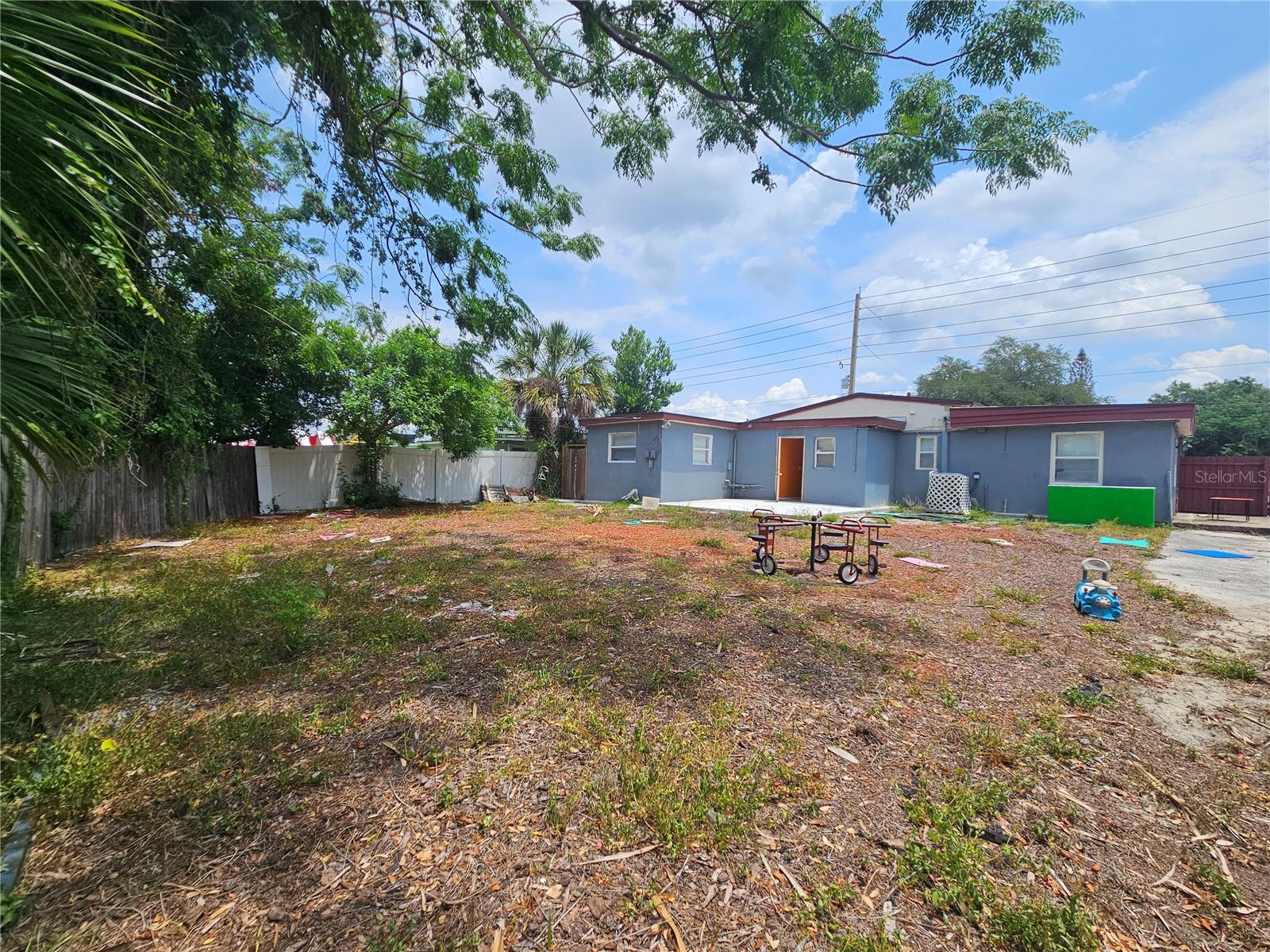 1434 N PINE HILLS, ORLANDO, FL, 32808