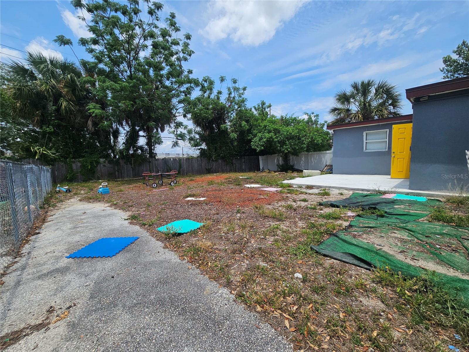 1434 N PINE HILLS, ORLANDO, FL, 32808