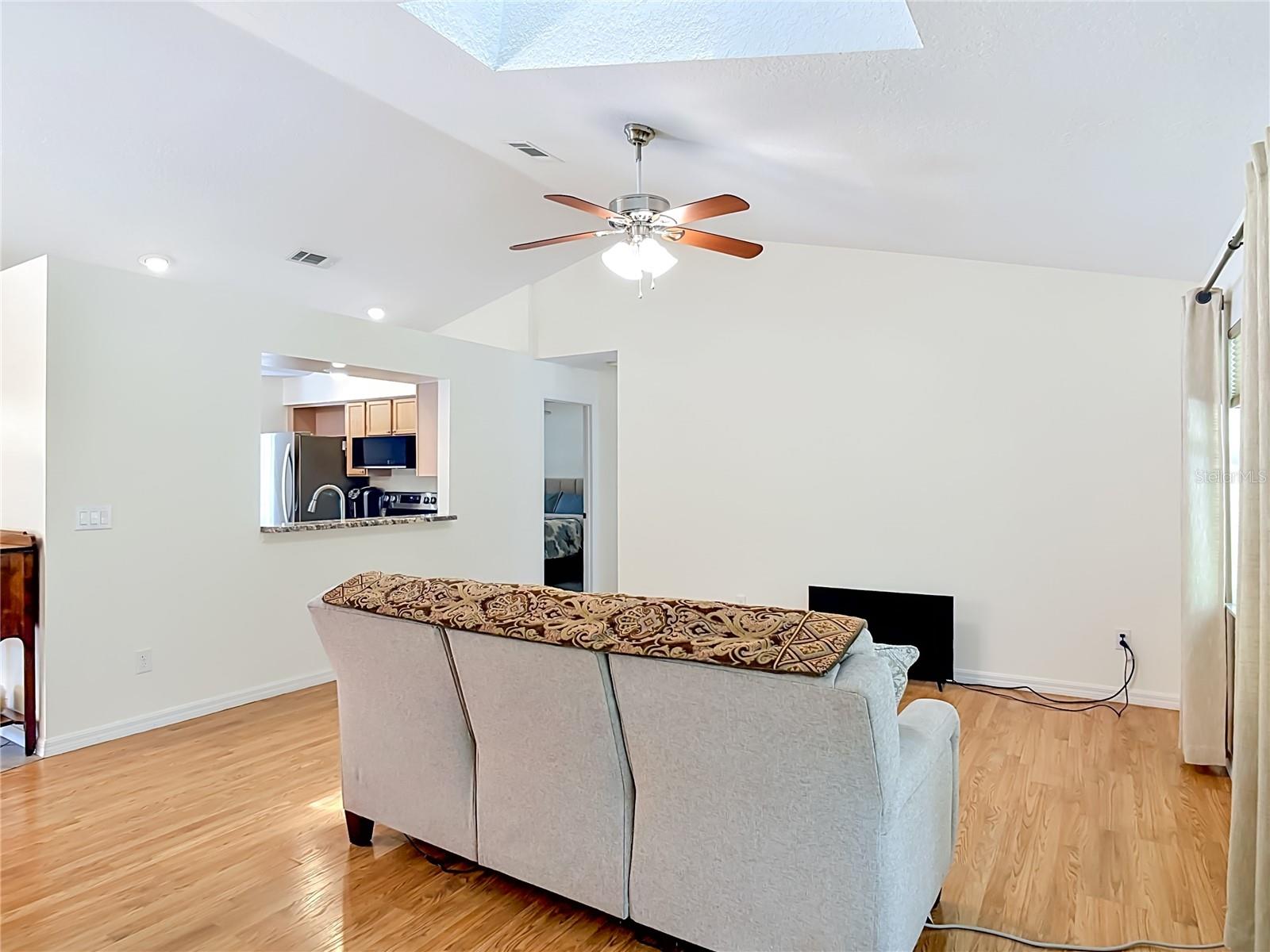 405 SECLUDED OAKS TRL, DELAND, FL, 32724
