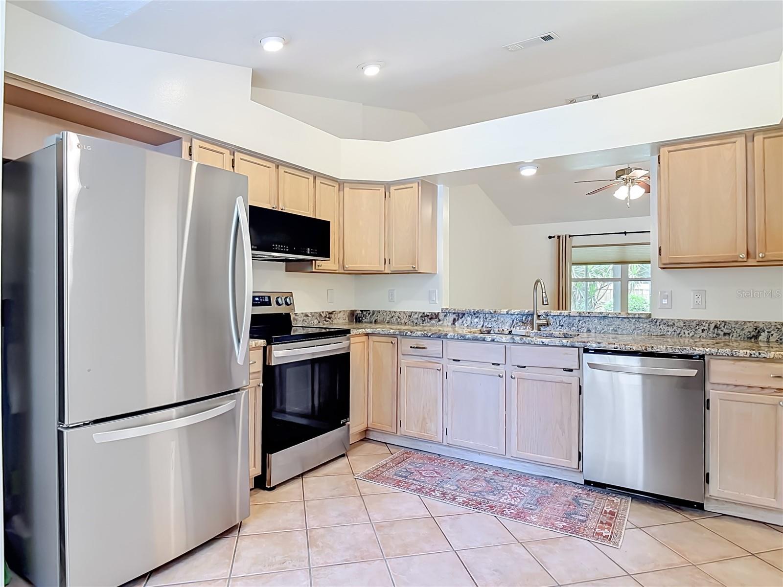 405 SECLUDED OAKS TRL, DELAND, FL, 32724