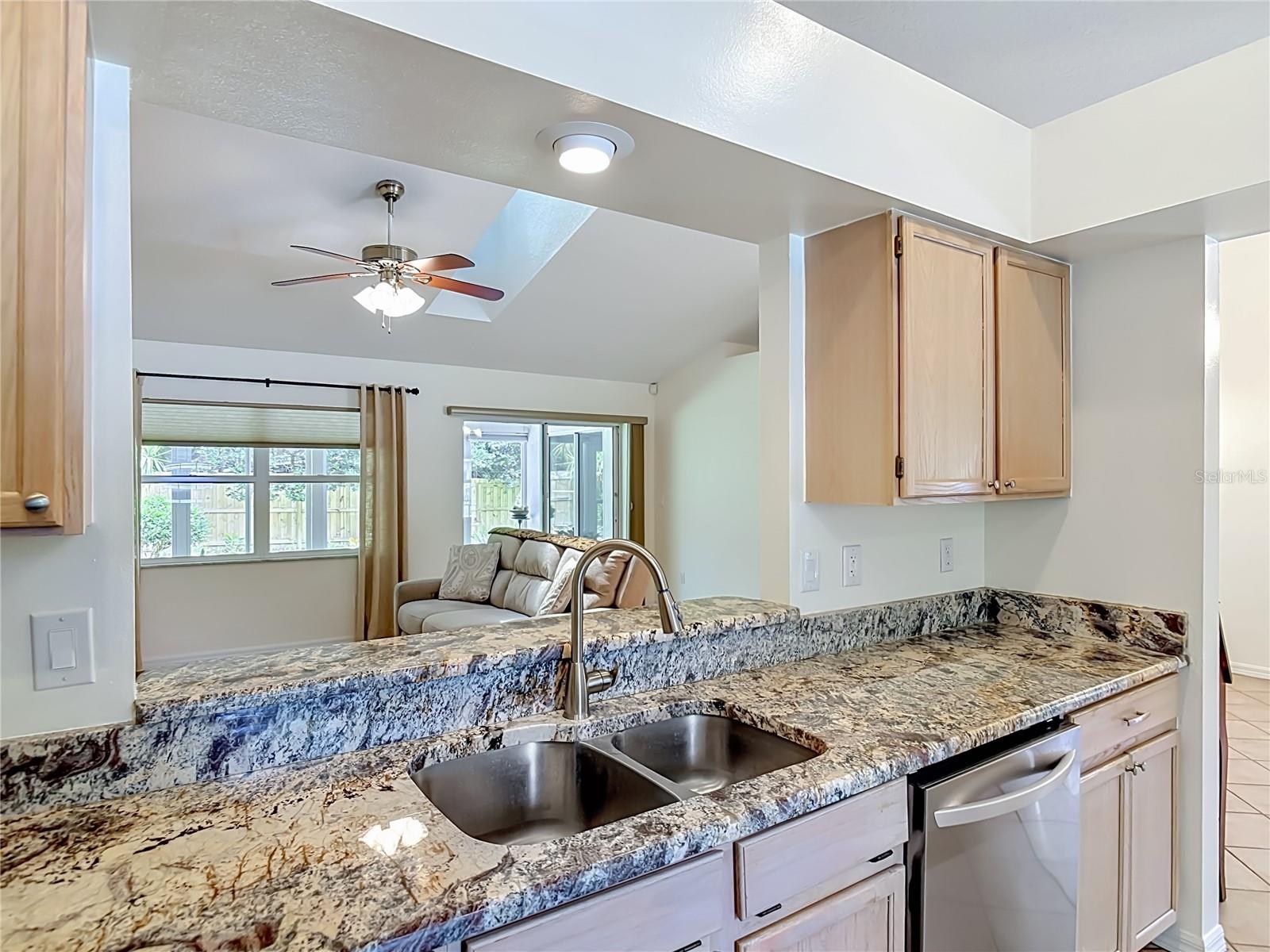 405 SECLUDED OAKS TRL, DELAND, FL, 32724