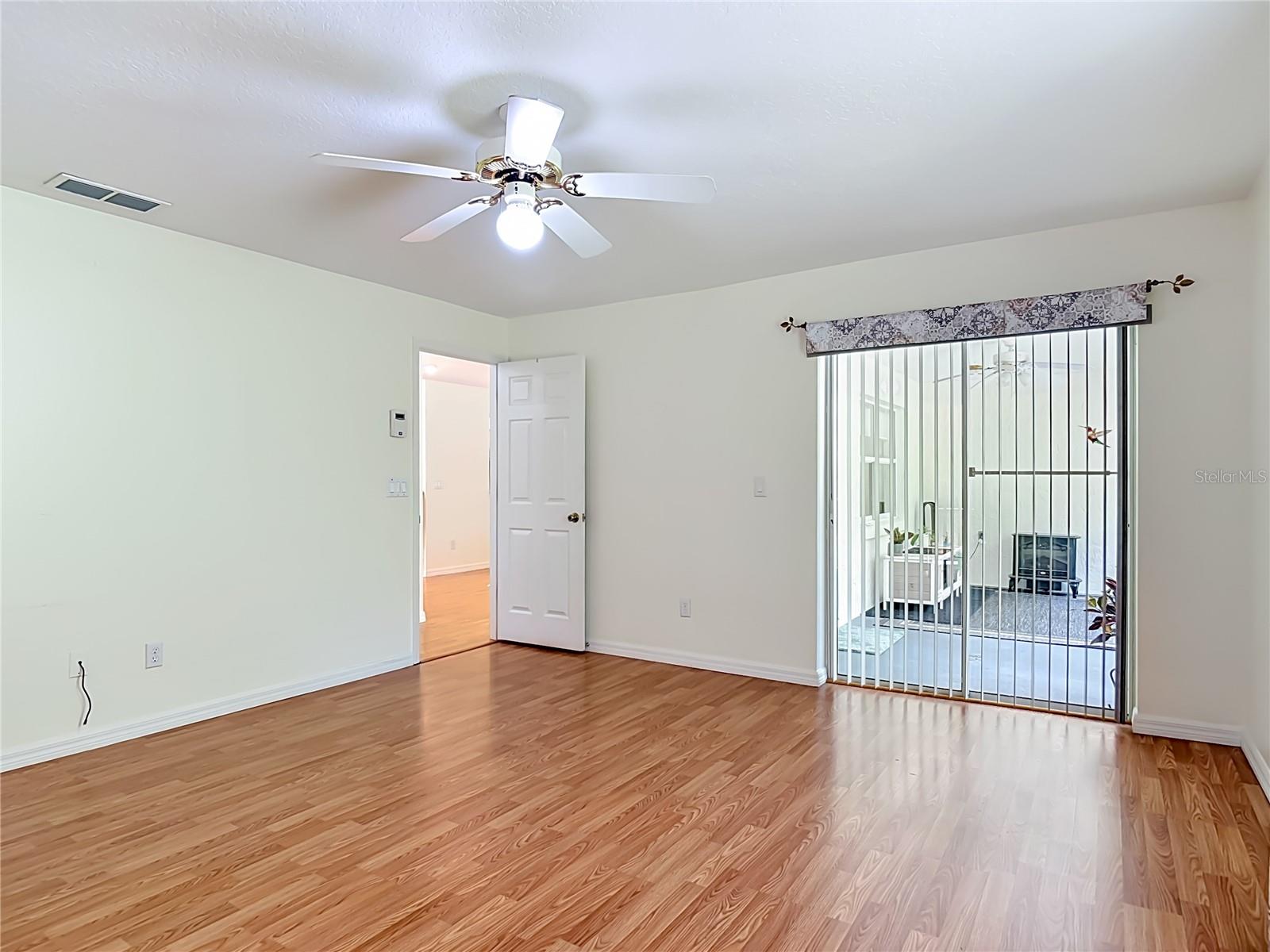 405 SECLUDED OAKS TRL, DELAND, FL, 32724