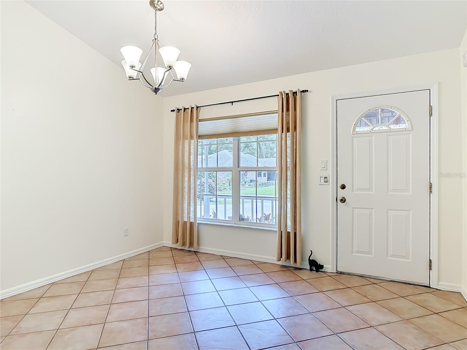 405 SECLUDED OAKS TRL, DELAND, FL, 32724