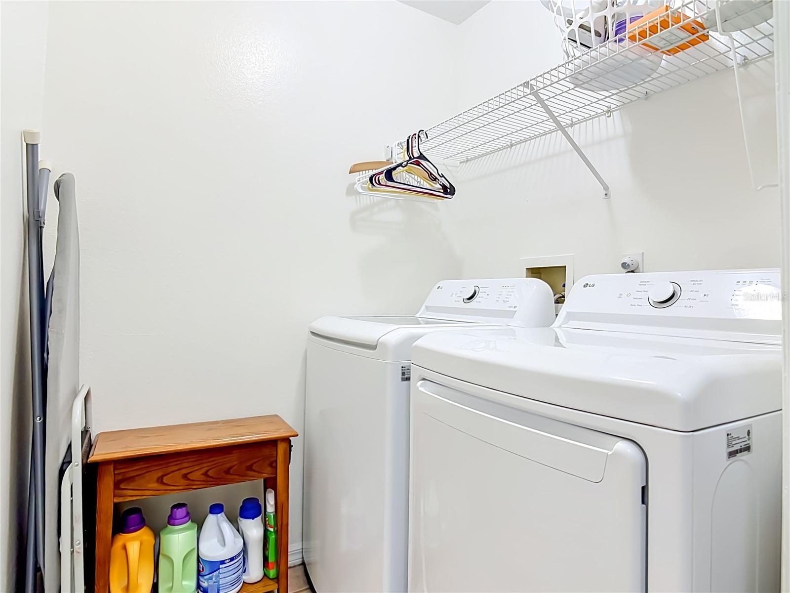 405 SECLUDED OAKS TRL, DELAND, FL, 32724