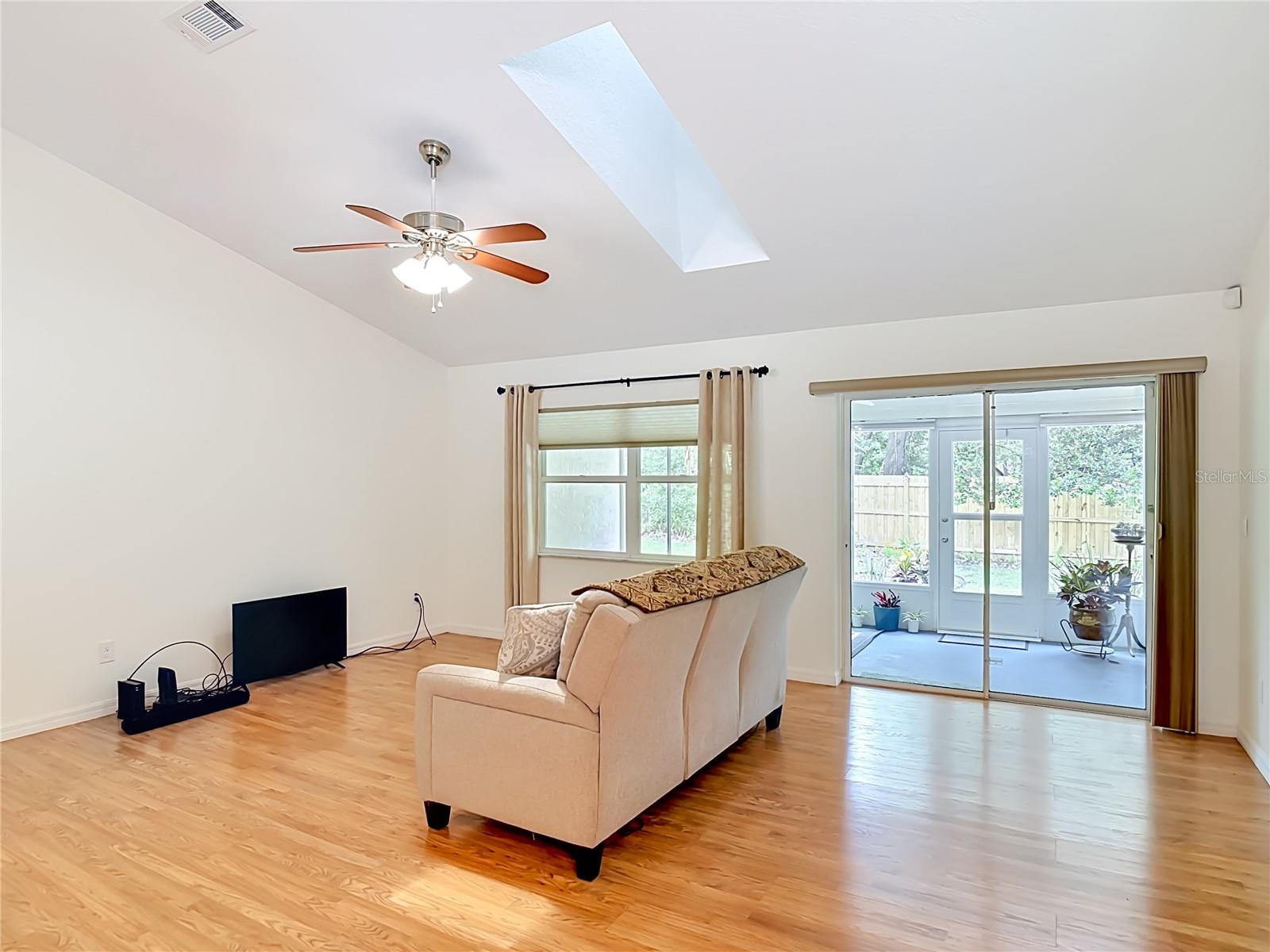 405 SECLUDED OAKS TRL, DELAND, FL, 32724