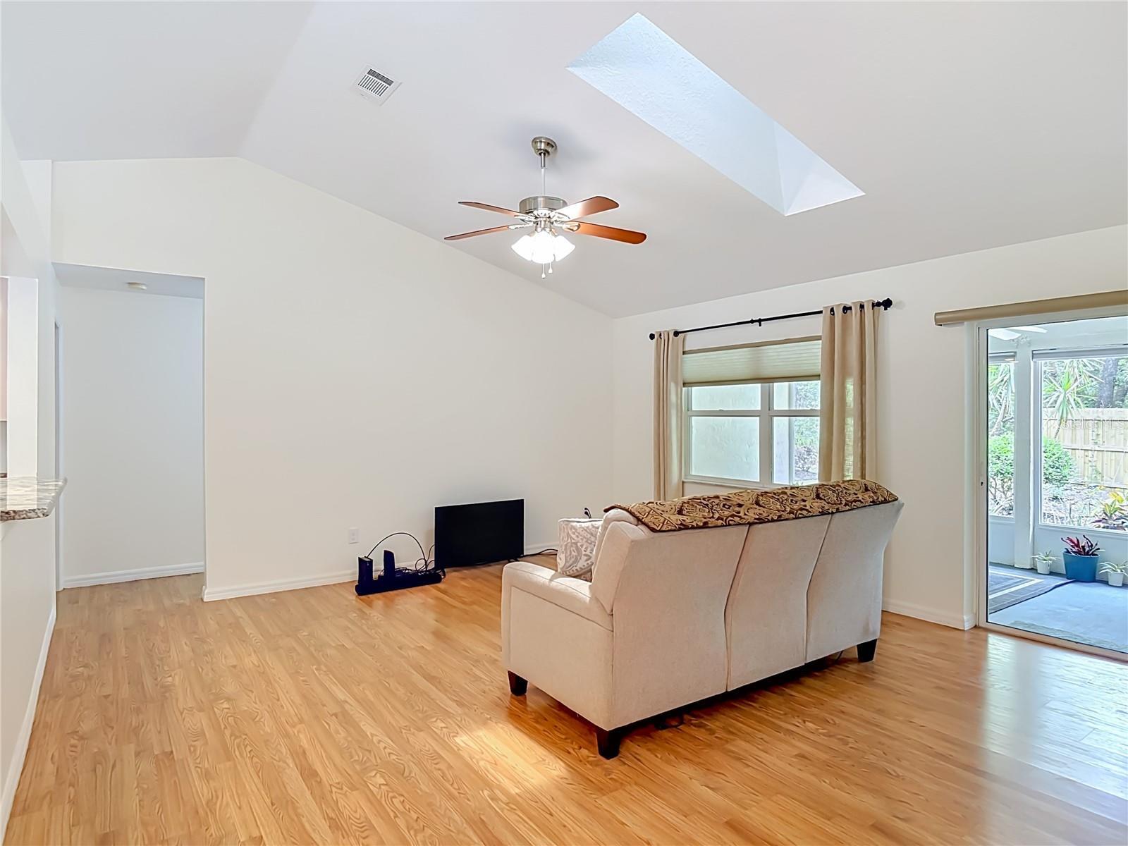 405 SECLUDED OAKS TRL, DELAND, FL, 32724
