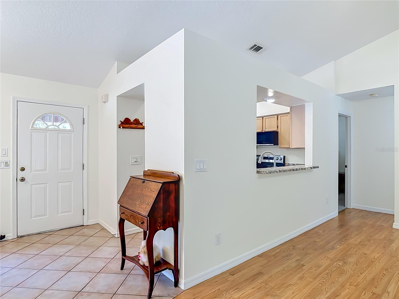 405 SECLUDED OAKS TRL, DELAND, FL, 32724