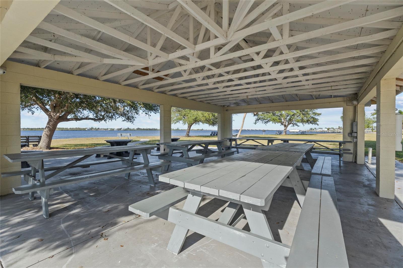 12414 QUINLAN AVE, PORT CHARLOTTE, FL, 33981