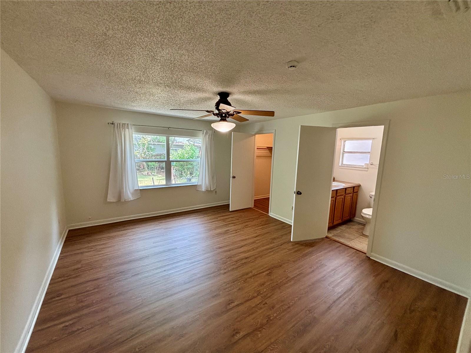 1219 LAKE HIGHLAND DR, ORLANDO, FL, 32803