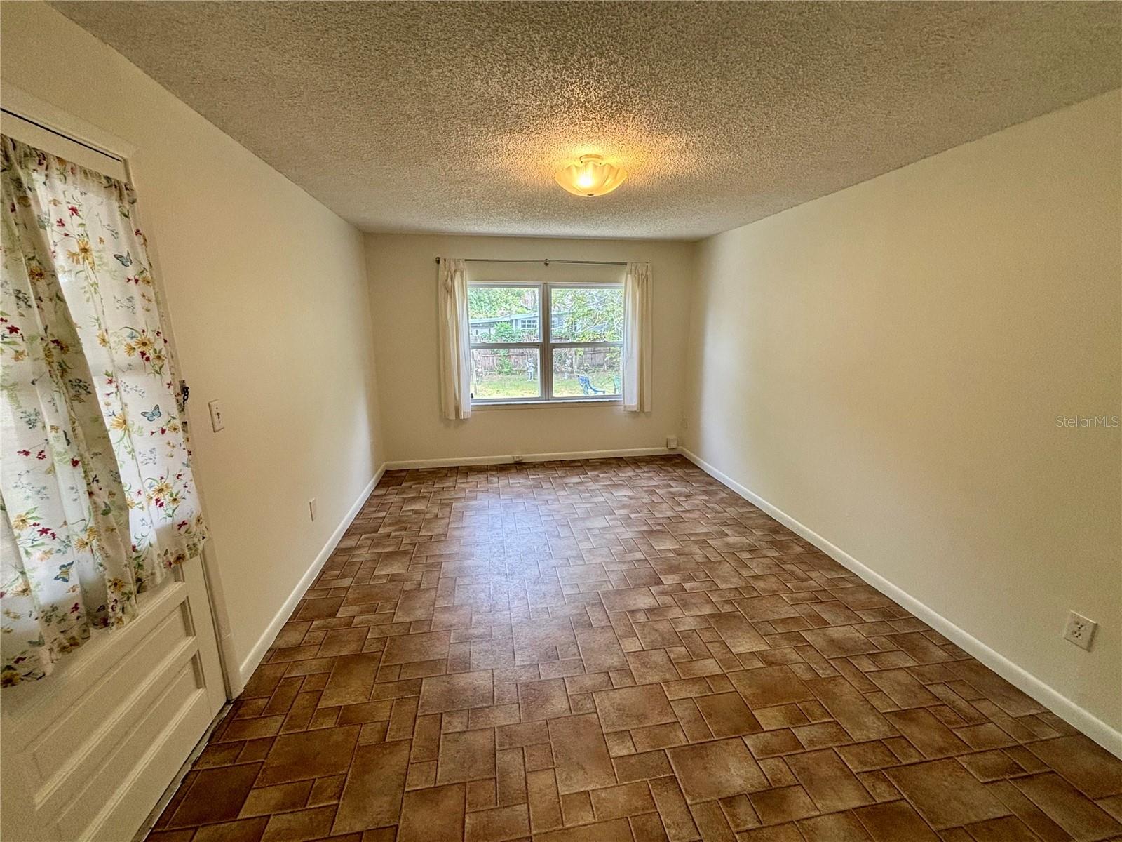 1219 LAKE HIGHLAND DR, ORLANDO, FL, 32803