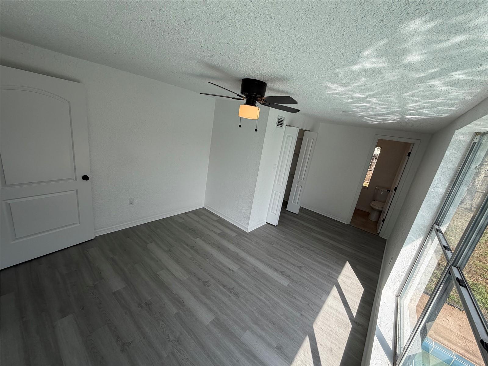 4235 EDGEWATER DR, ORLANDO, FL, 32804