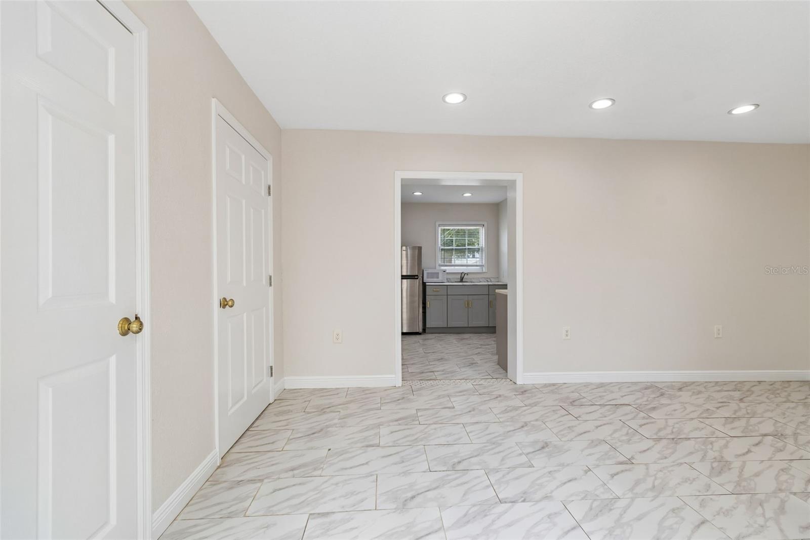 1500 30TH AVE N, ST PETERSBURG, FL, 33704