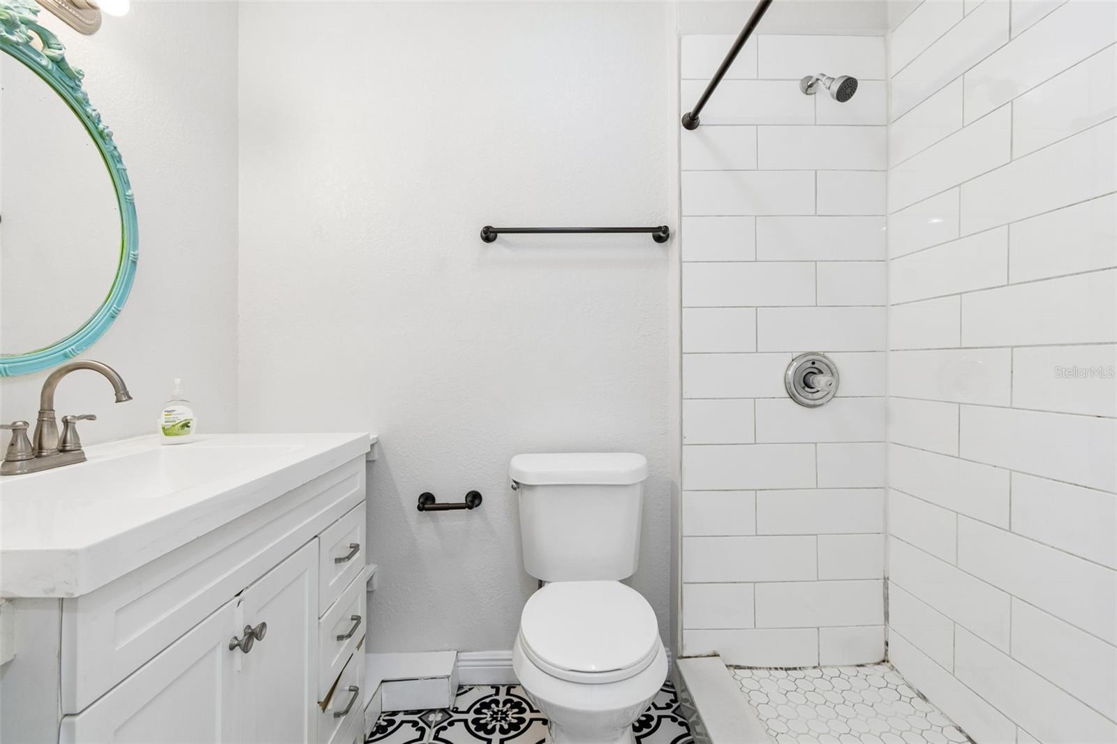 1500 30TH AVE N, ST PETERSBURG, FL, 33704