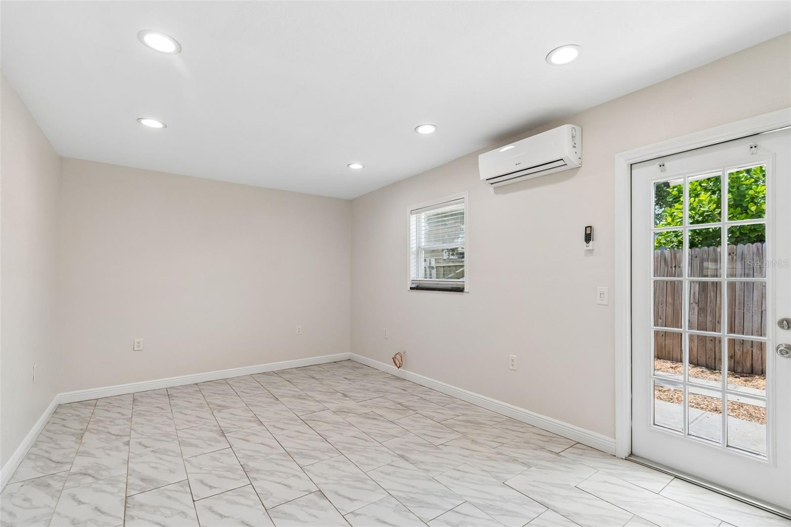 1500 30TH AVE N, ST PETERSBURG, FL, 33704