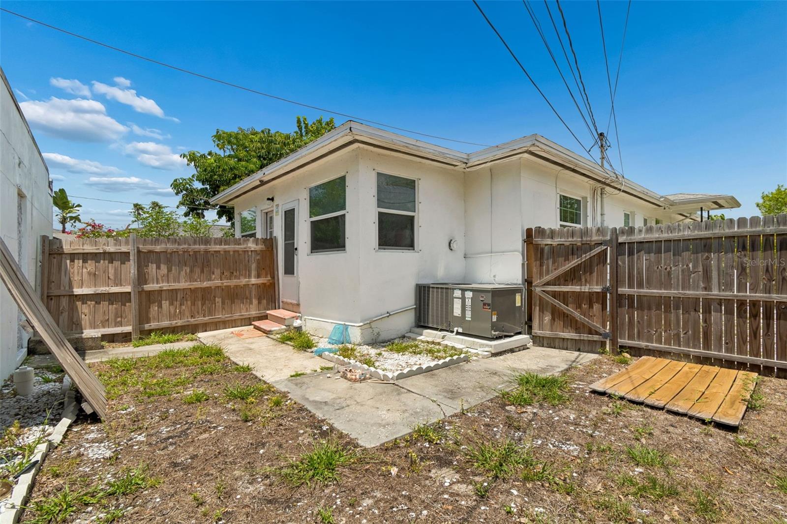 1500 30TH AVE N, ST PETERSBURG, FL, 33704