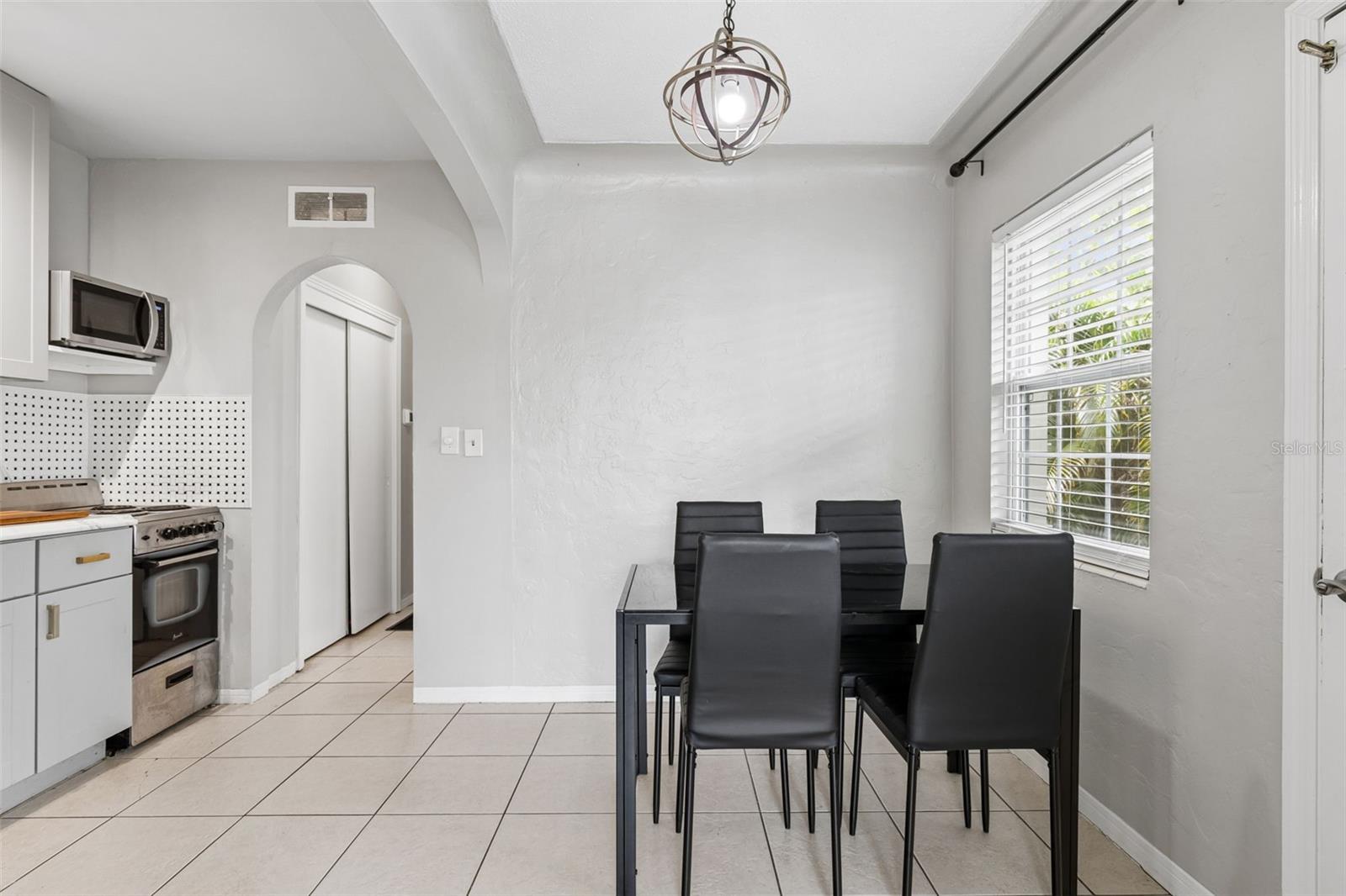 1500 30TH AVE N, ST PETERSBURG, FL, 33704