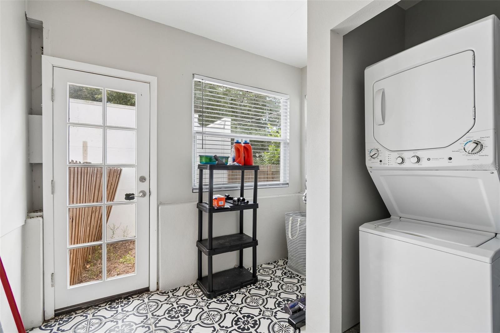 1500 30TH AVE N, ST PETERSBURG, FL, 33704