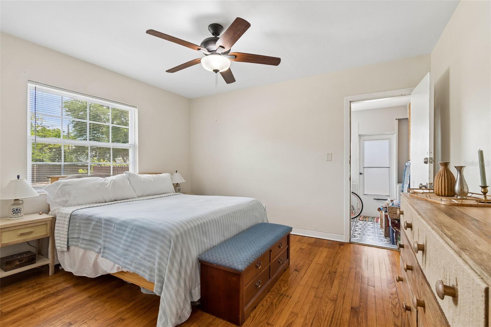 1500 30TH AVE N, ST PETERSBURG, FL, 33704