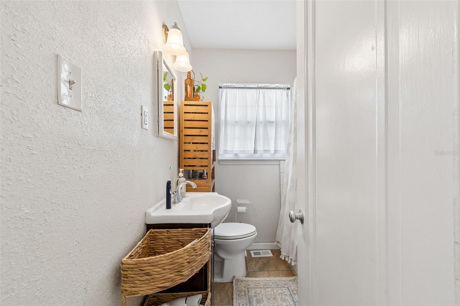 1500 30TH AVE N, ST PETERSBURG, FL, 33704