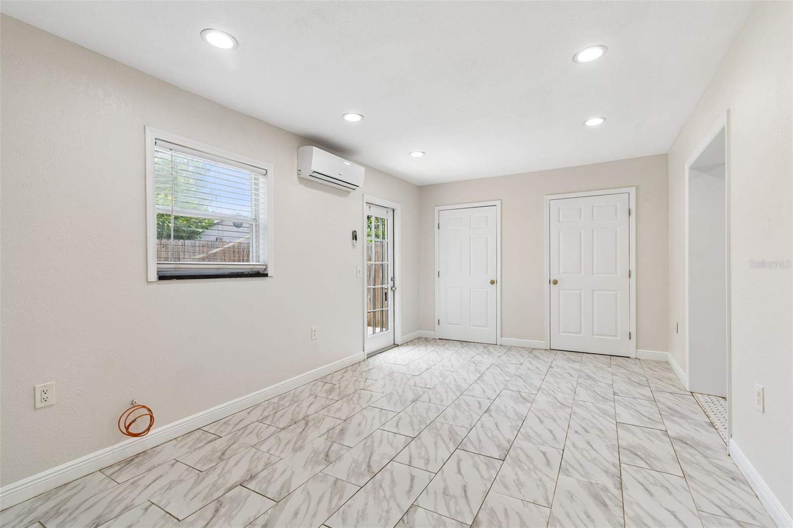 1500 30TH AVE N, ST PETERSBURG, FL, 33704