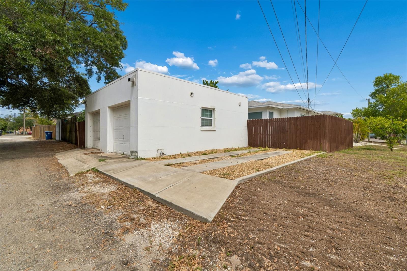 1500 30TH AVE N, ST PETERSBURG, FL, 33704