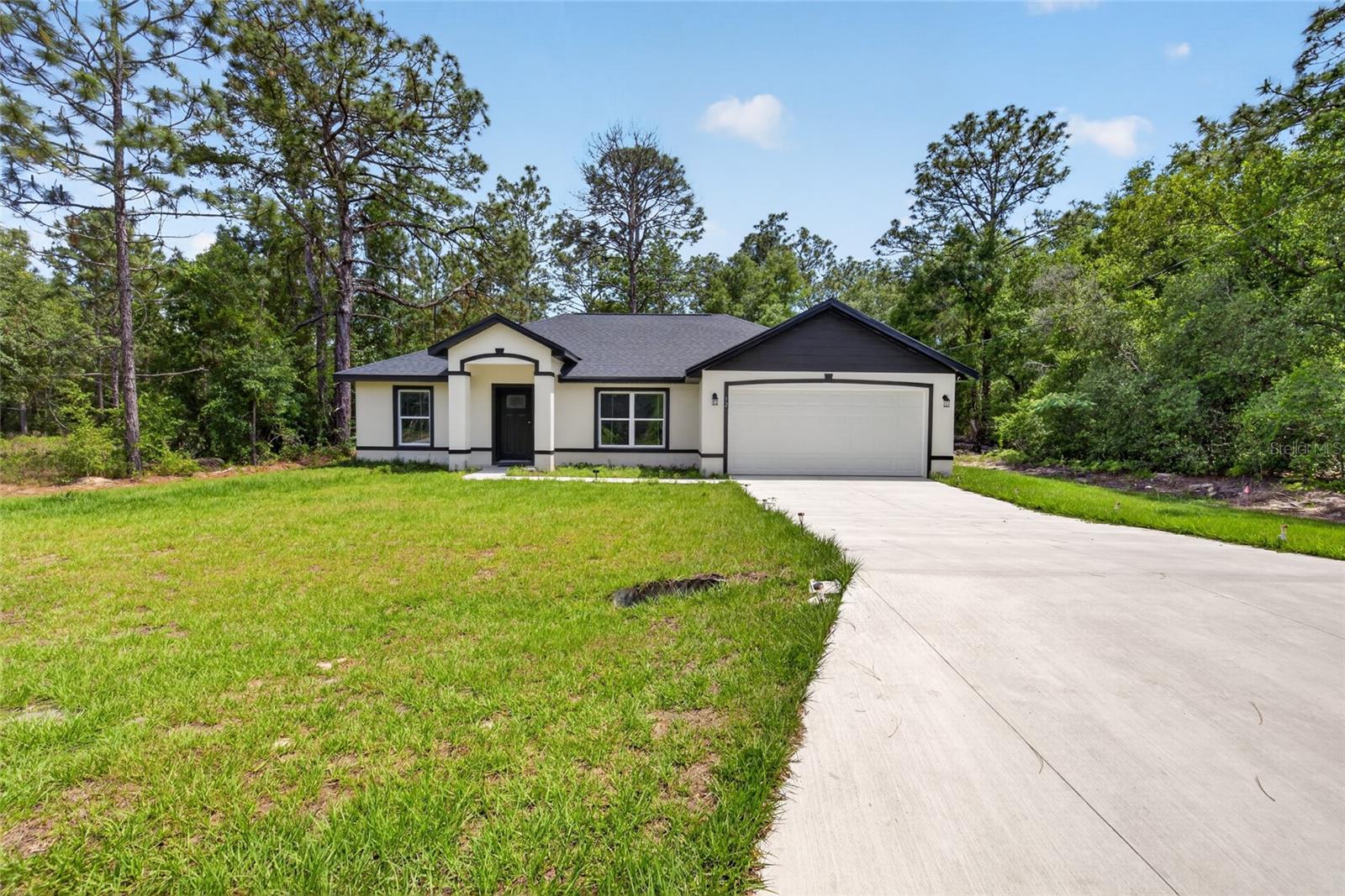 12 GUAVA TERRACE RADL, OCKLAWAHA, FL, 32179
