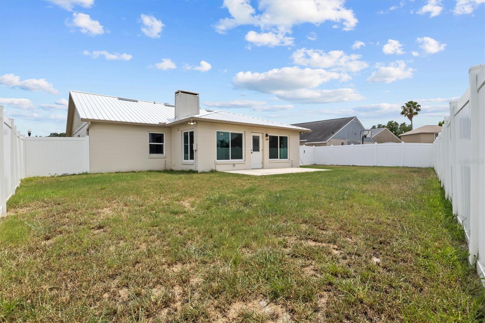 8 SAINT KITTS CIR, WINTER HAVEN, FL, 33884