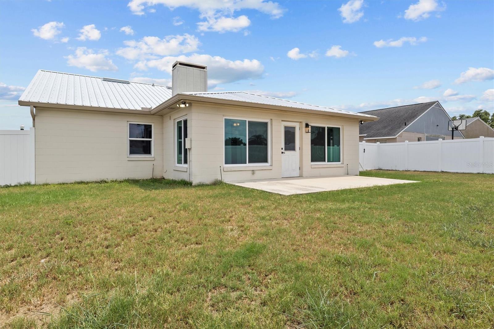 8 SAINT KITTS CIR, WINTER HAVEN, FL, 33884