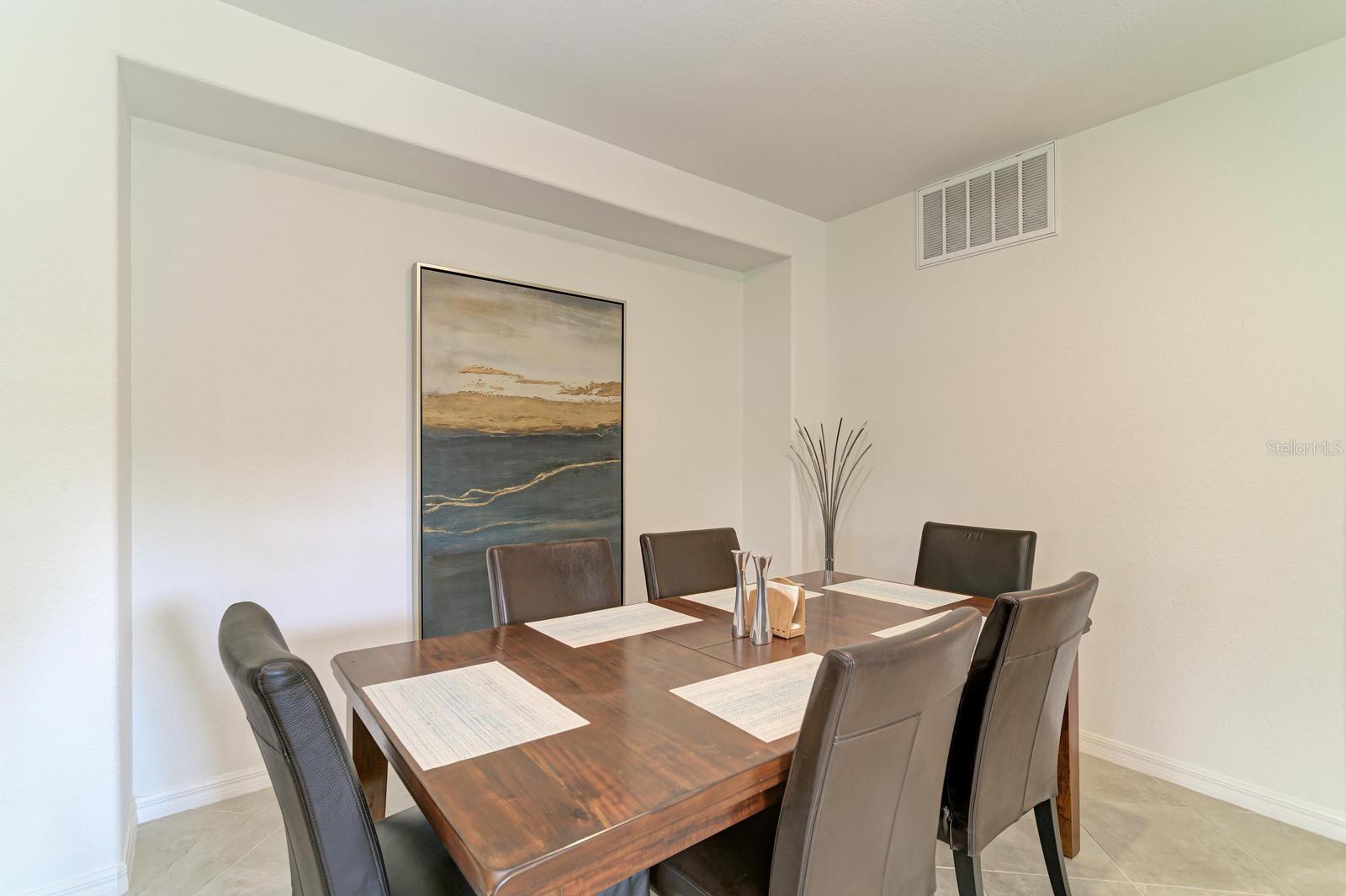 5687 N HONORE AVE #411, SARASOTA, FL, 34243