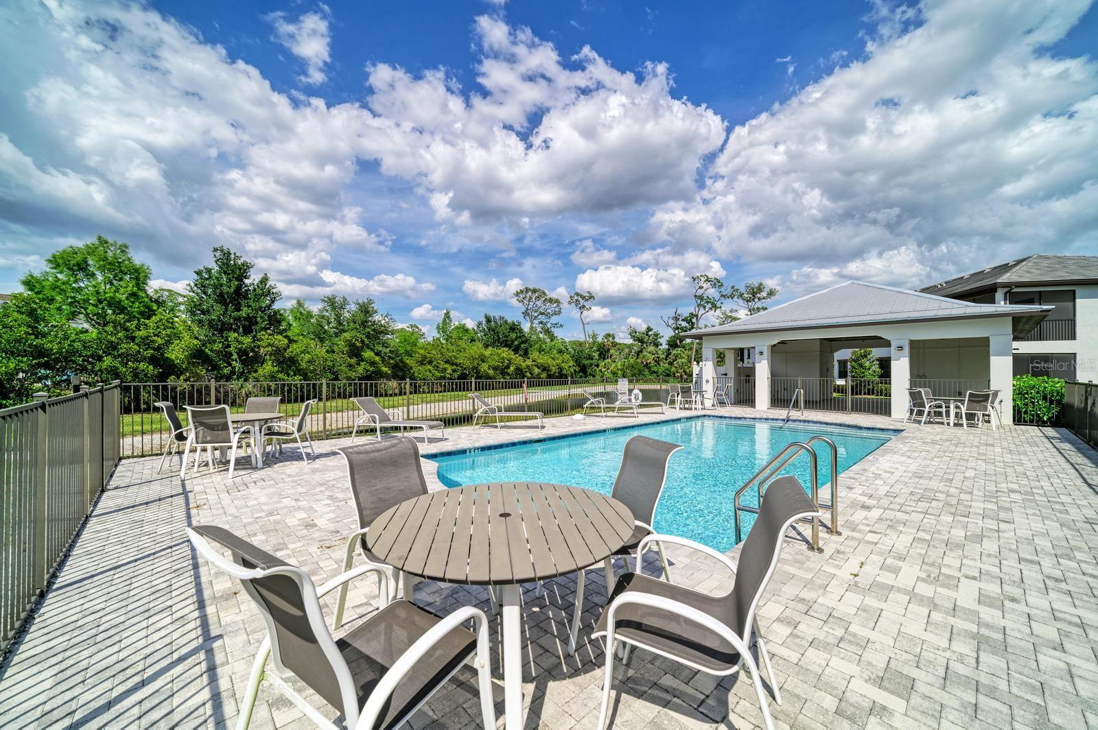 5687 N HONORE AVE #411, SARASOTA, FL, 34243