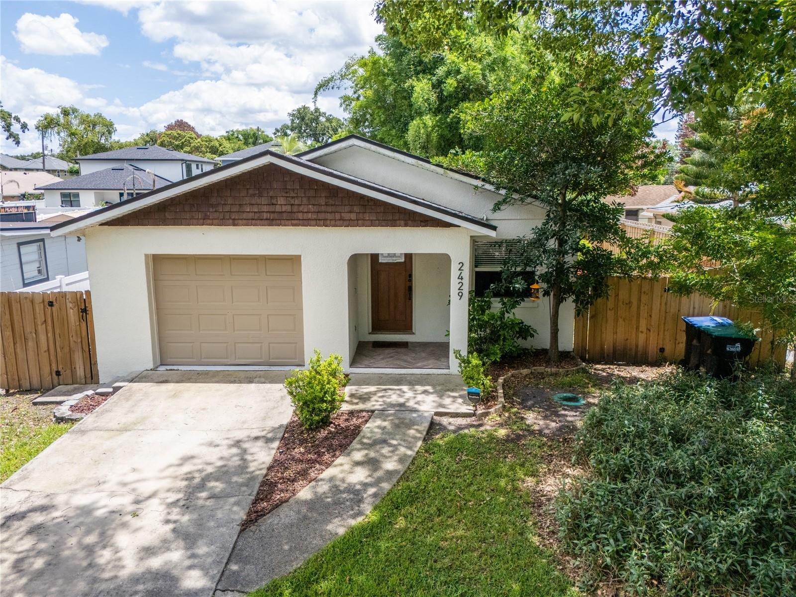 2429 S BROWN AVE, ORLANDO, FL, 32806