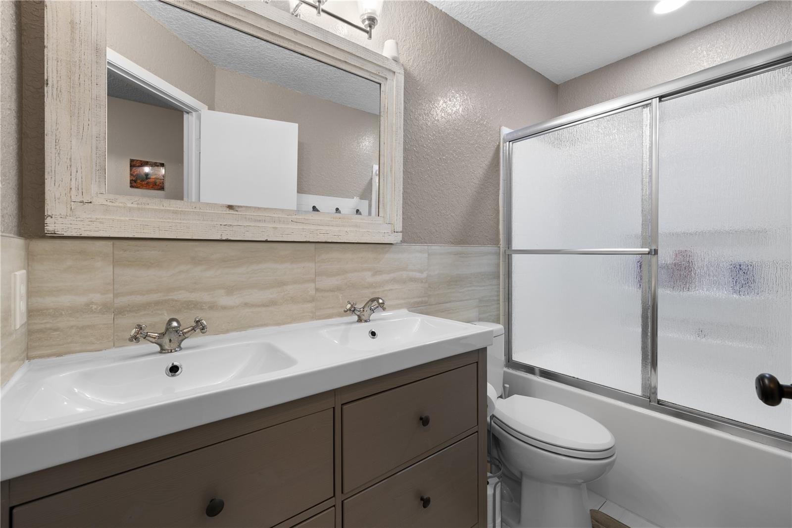 1062 MCKINNON AVE, OVIEDO, FL, 32765