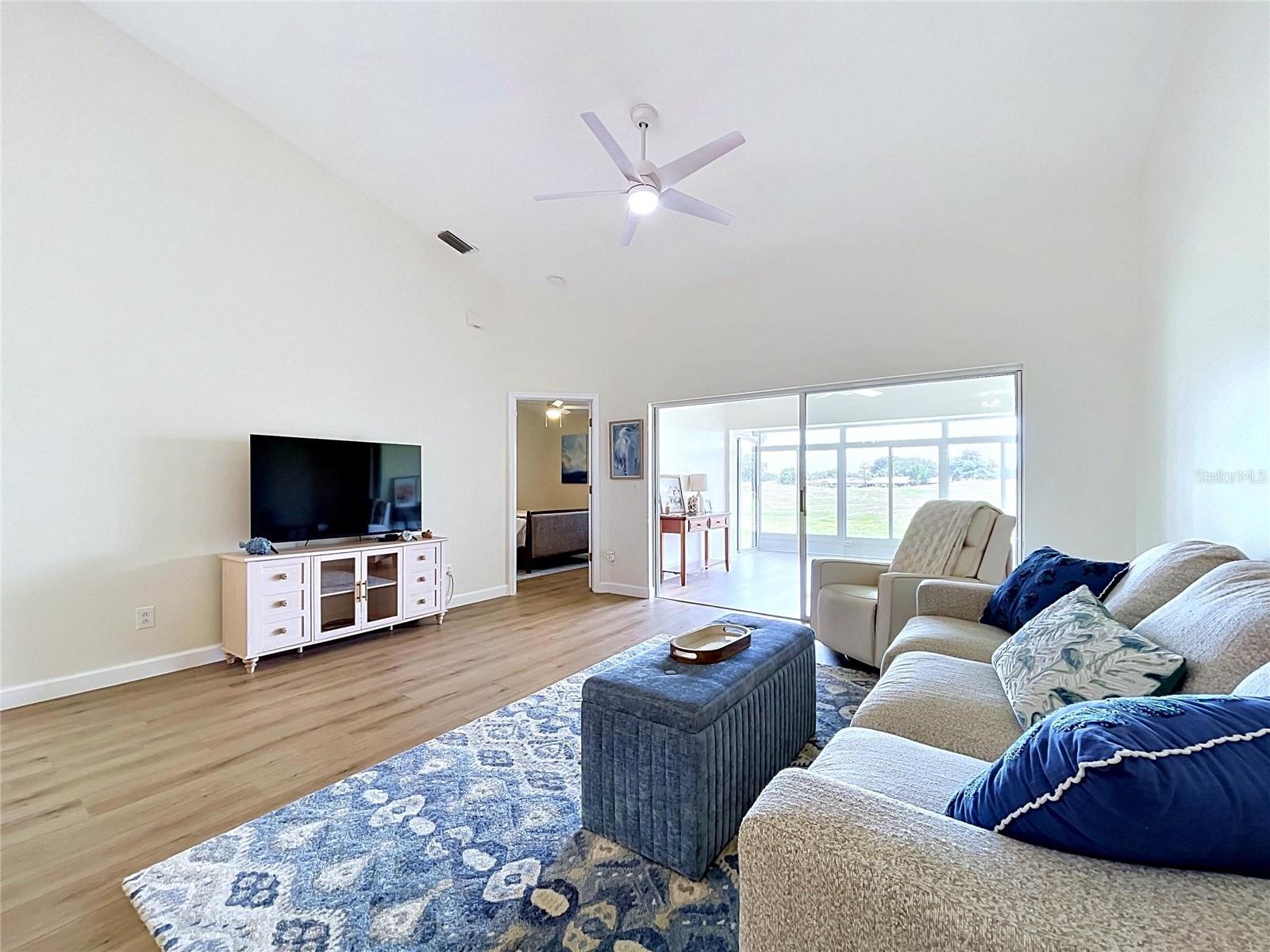 2307 NEW ORCHARD CT, SUN CITY CENTER, FL, 33573
