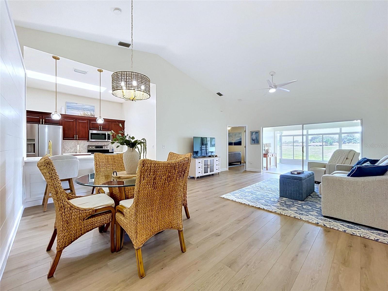 2307 NEW ORCHARD CT, SUN CITY CENTER, FL, 33573