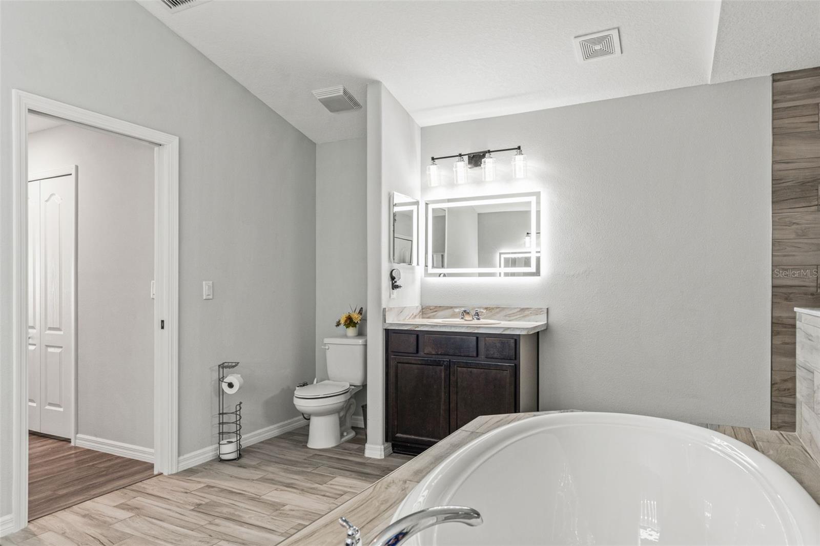 7416 BAHAMA SWALLOW AVE, WEEKI WACHEE, FL, 34613
