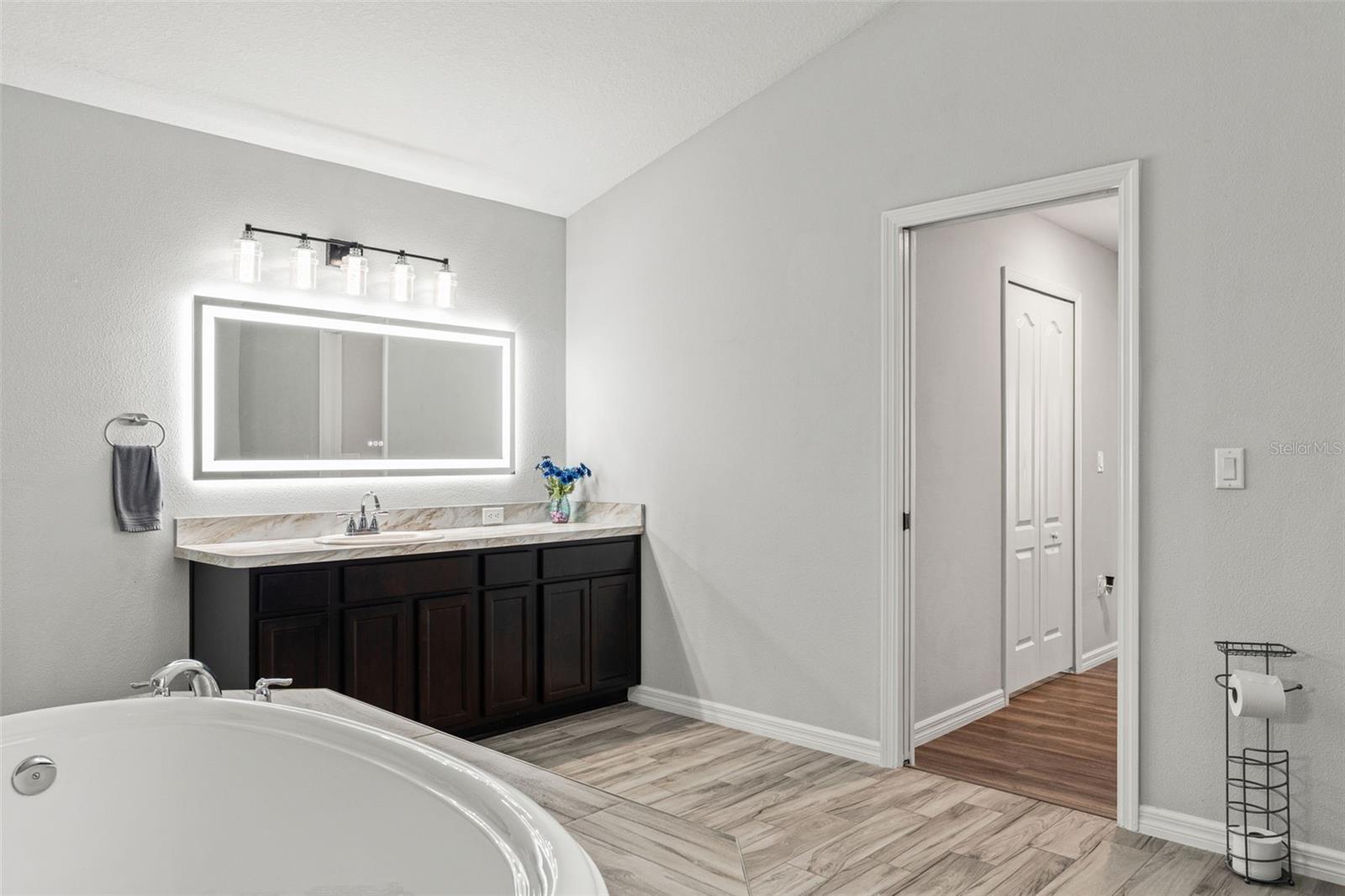 7416 BAHAMA SWALLOW AVE, WEEKI WACHEE, FL, 34613