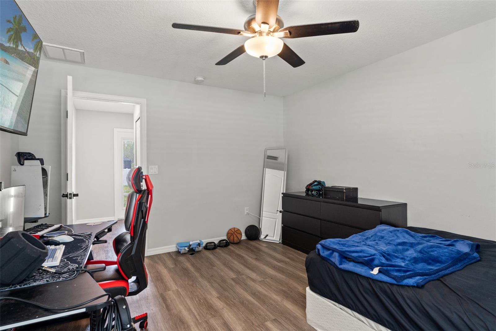 7416 BAHAMA SWALLOW AVE, WEEKI WACHEE, FL, 34613