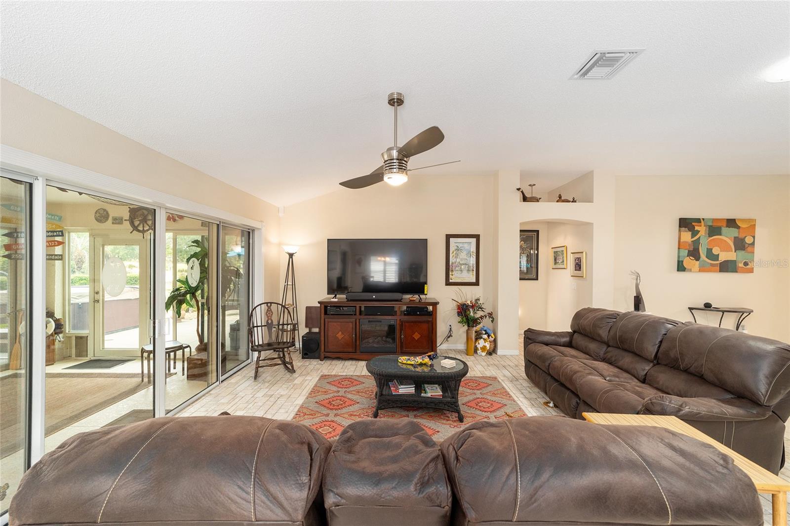 867 CASTLEBERRY CIR, THE VILLAGES, FL, 32162