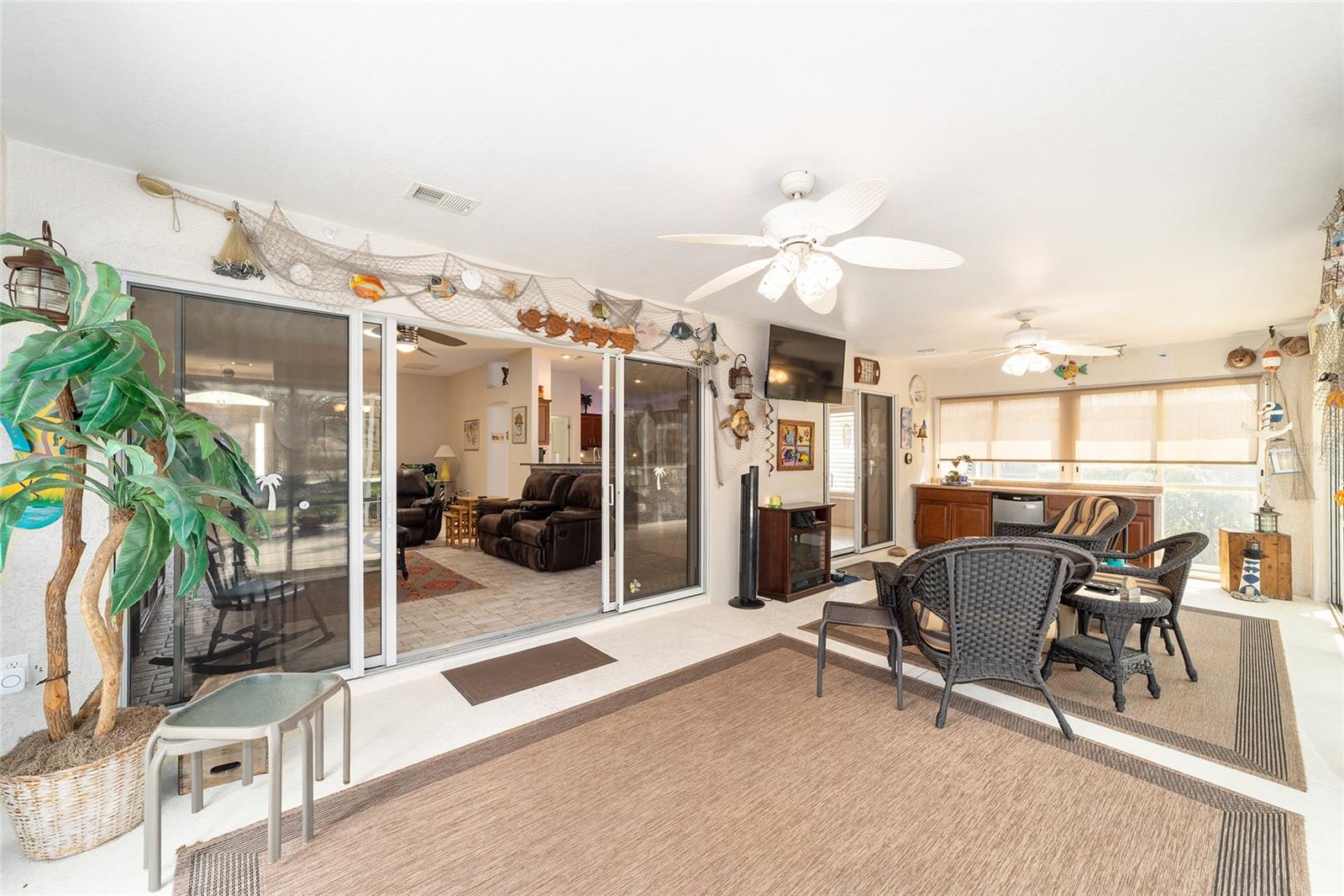 867 CASTLEBERRY CIR, THE VILLAGES, FL, 32162