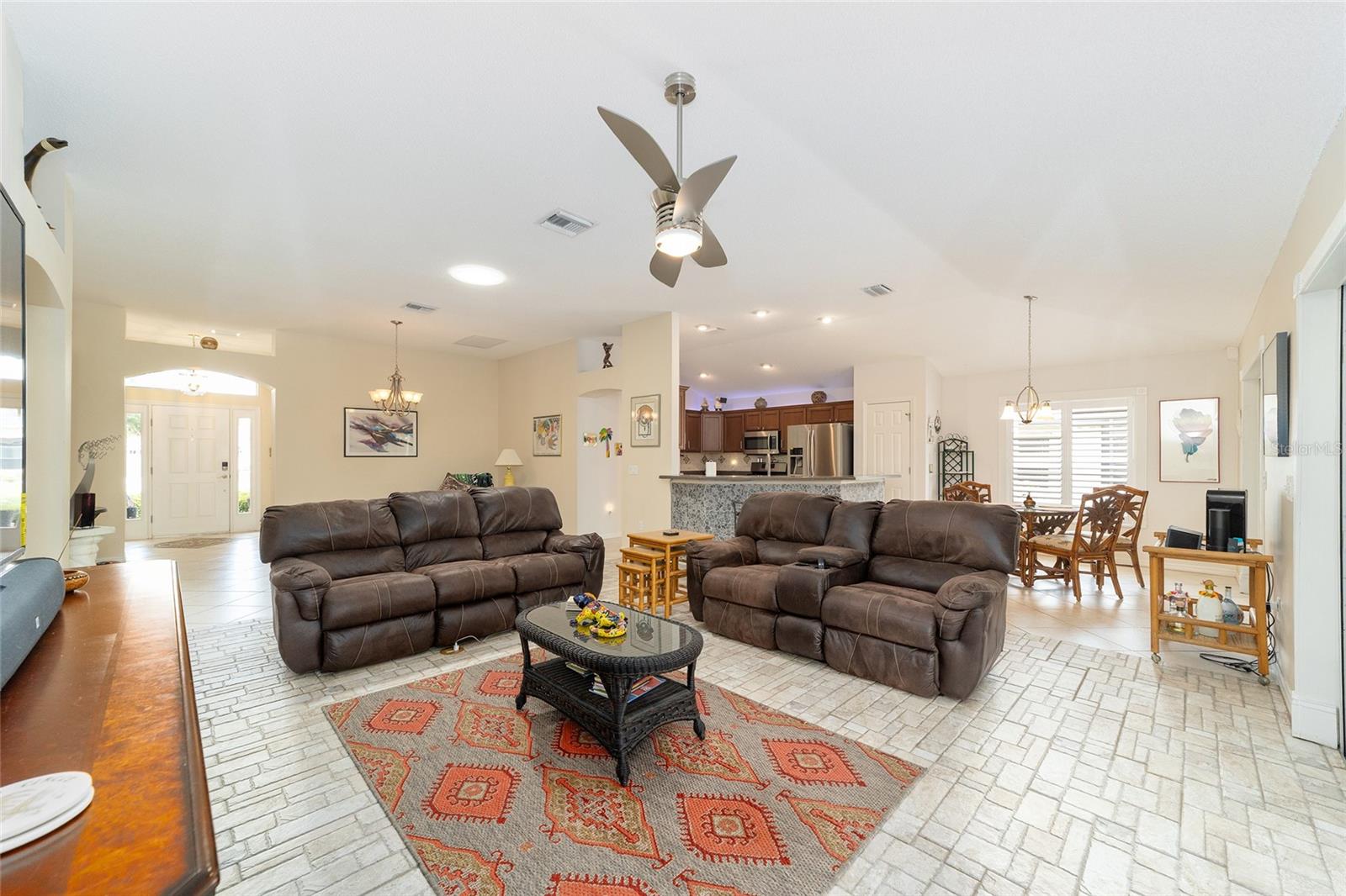 867 CASTLEBERRY CIR, THE VILLAGES, FL, 32162