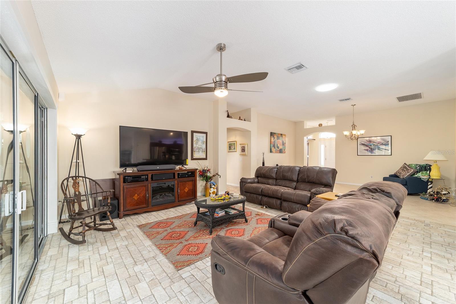 867 CASTLEBERRY CIR, THE VILLAGES, FL, 32162