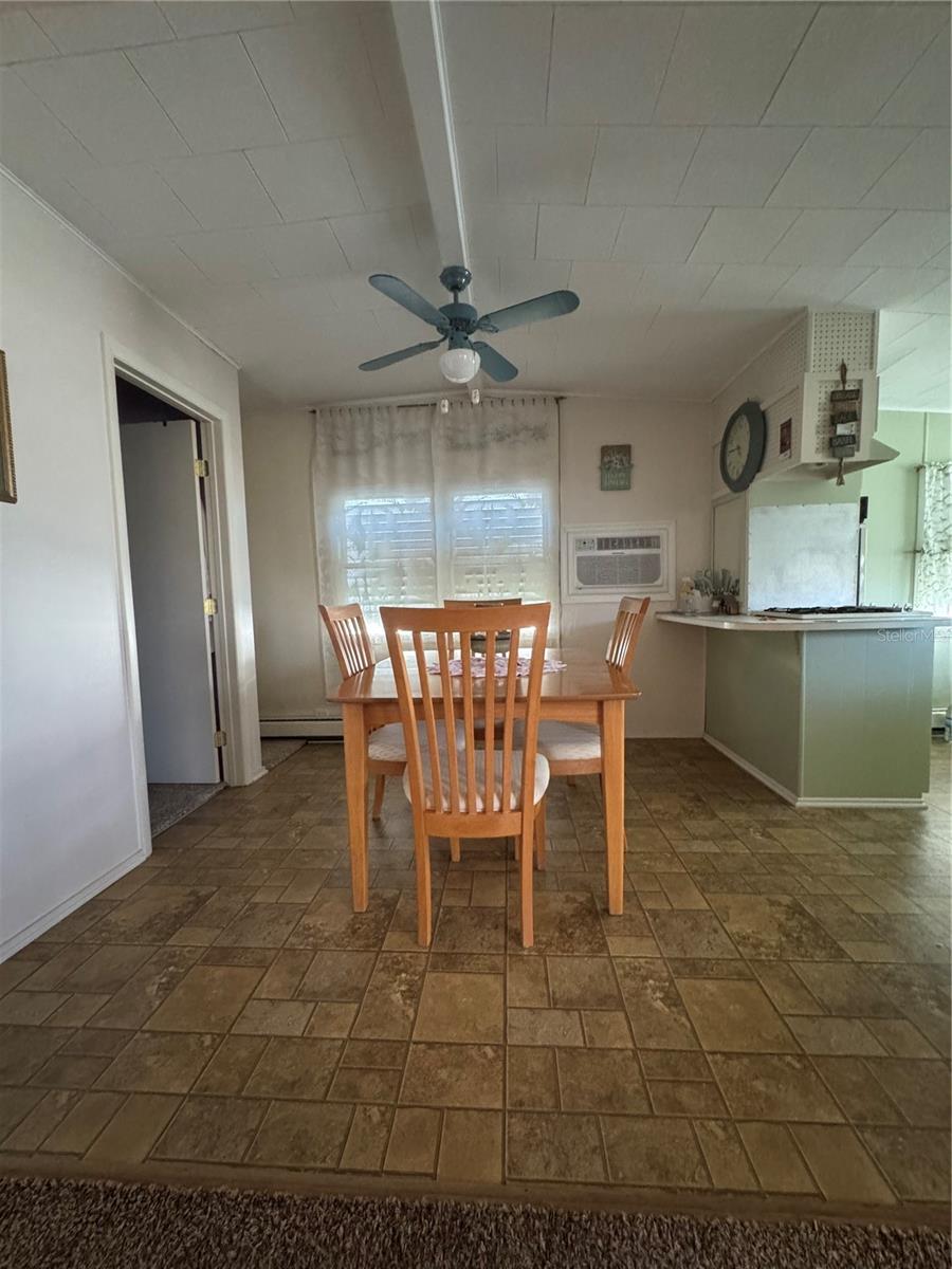118 52ND AVE W, BRADENTON, FL, 34207