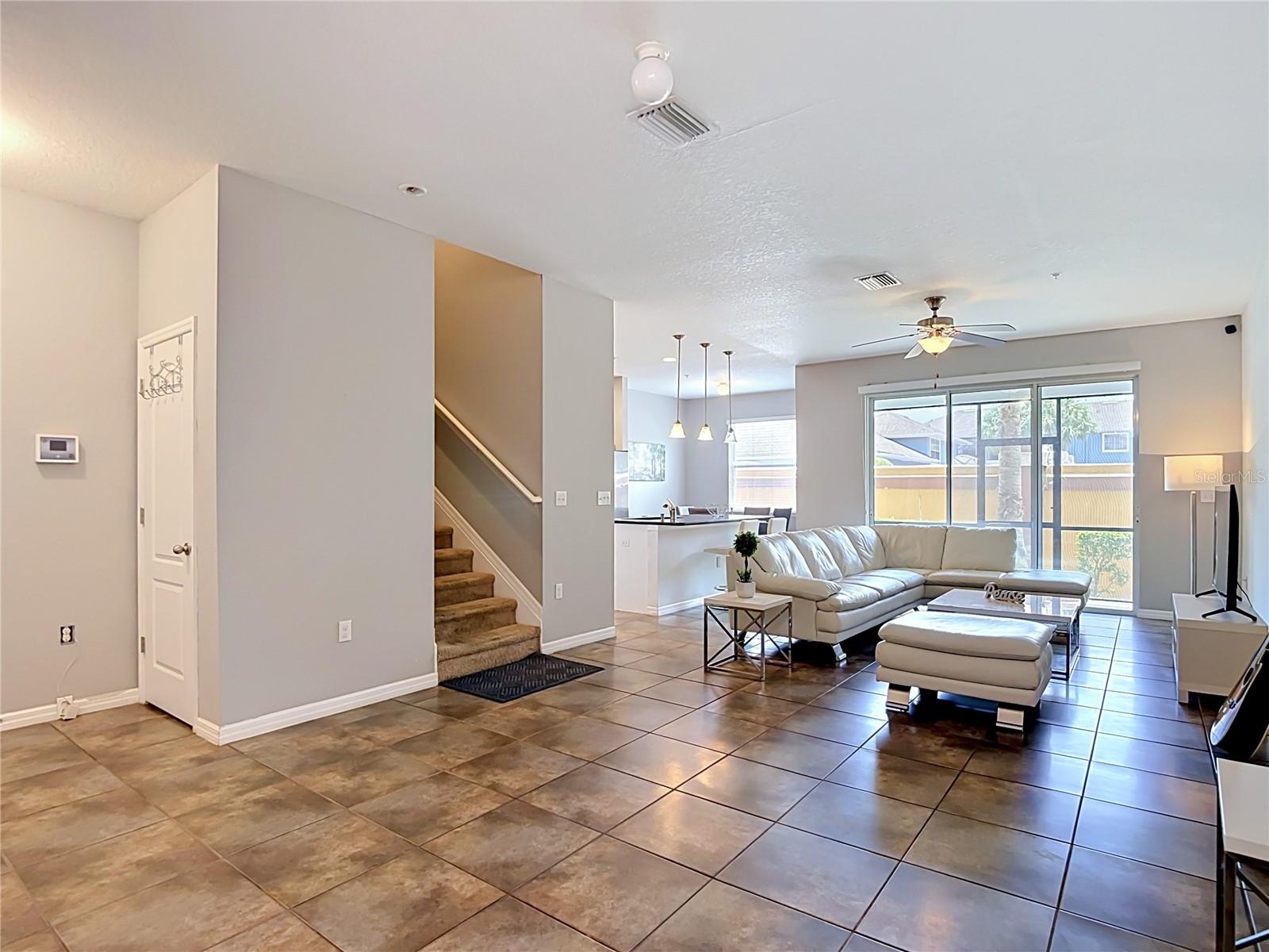 8615 ANDALUCIA FIELD DR, TAMPA, FL, 33637